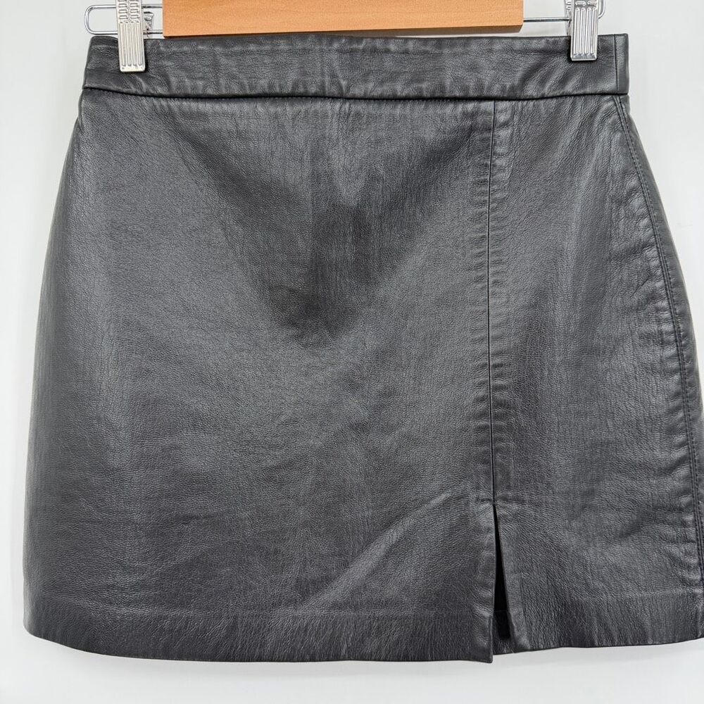Wilfred Aritzia Faux Leather Mini Skirt Black Front Slit Vegan Leather Size 6